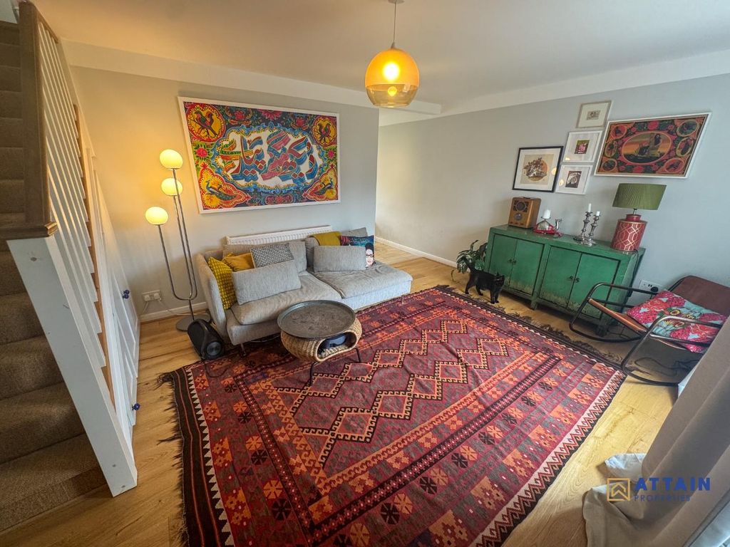 Property photo 3 of 10 Living Room.Jpg