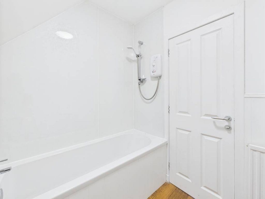 Additional image 9 of 2 bed flat for saleVictoria Road, Peterhead AB42