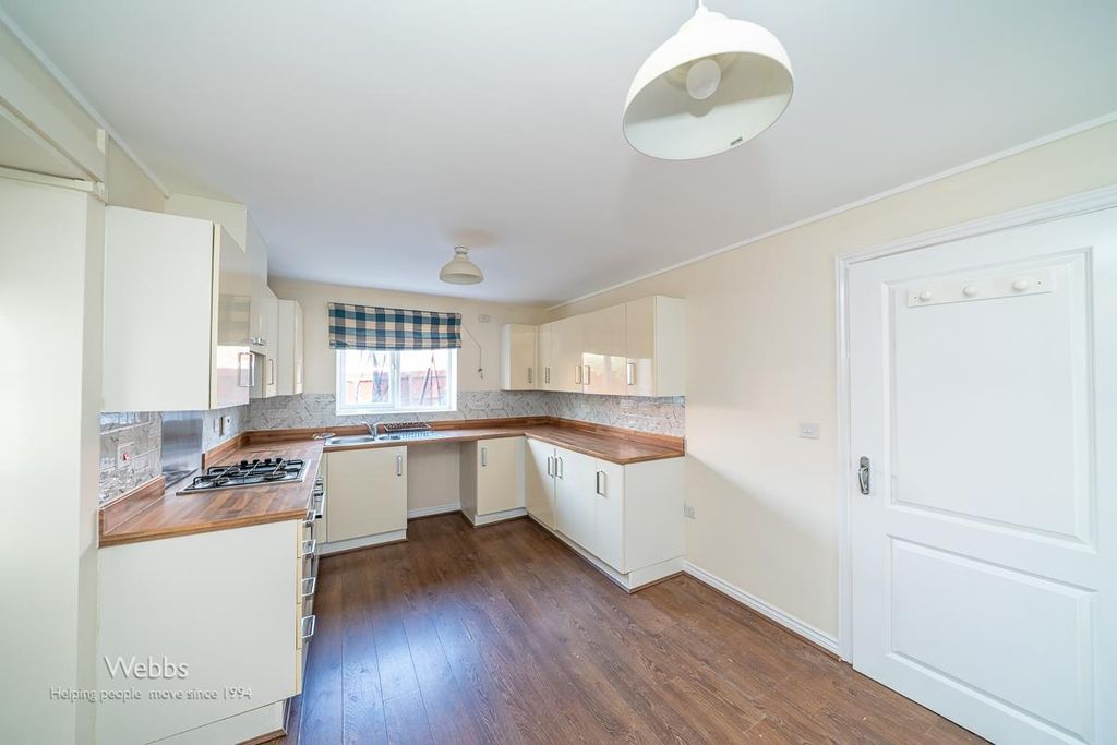 Property photo 3 of 23 Webbs  (4 Of 133).Jpg