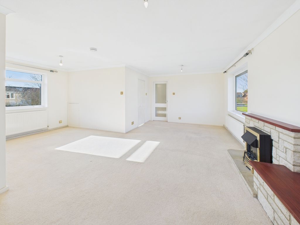 Property photo 3 of 9 Cam02119G0-Pr0349-Still012