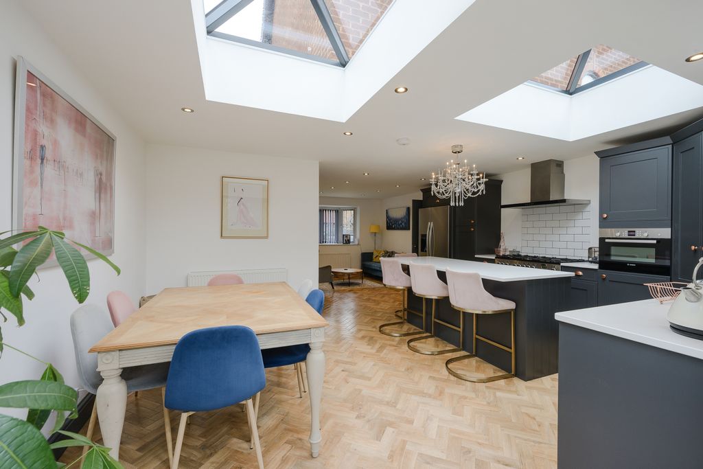 Property photo 2 of 22 Picture No. 03