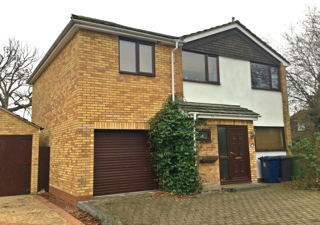 Property photo 1 of 7 Outside