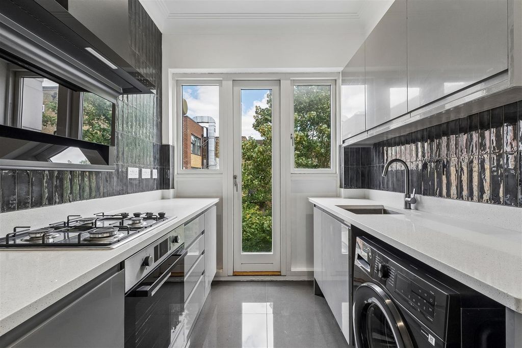 Property photo 1 of 10 6.Jpg