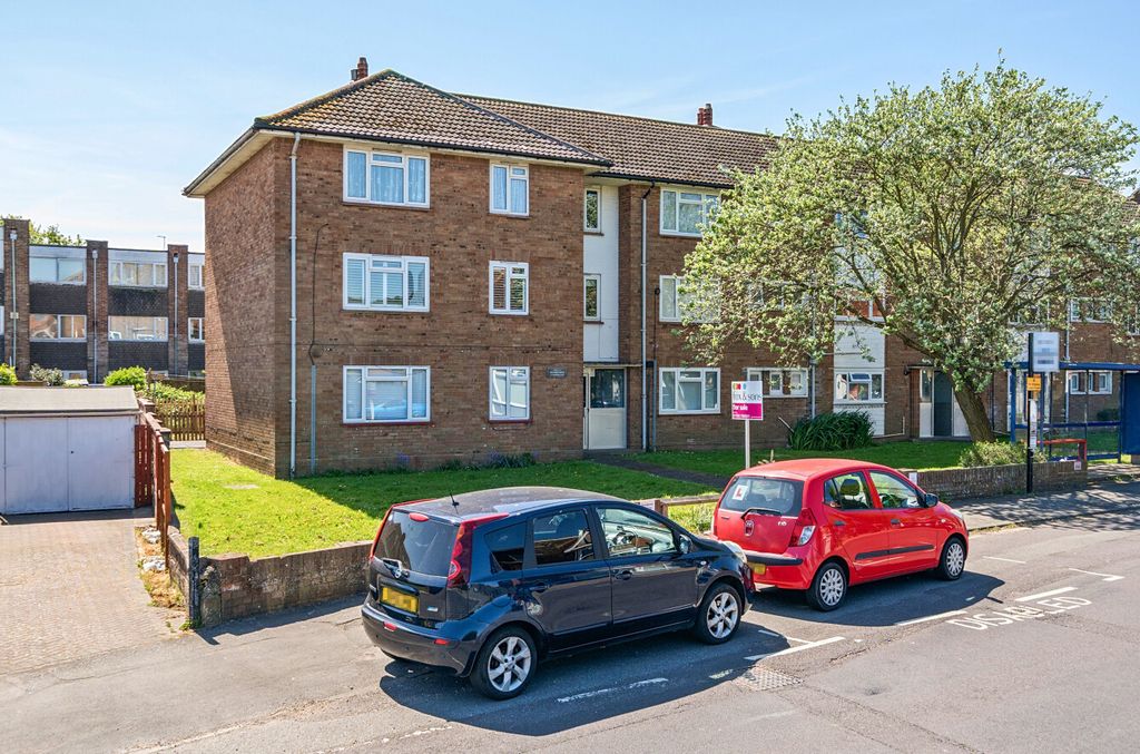 Property photo 1 of 12 1450814-23-69E8d9...