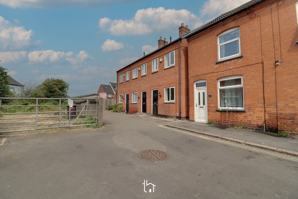 Property photo 1 of 22 Img_6344-Img_6346