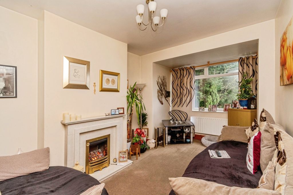 Property photo 3 of 18 Pbox-Img.Jpg