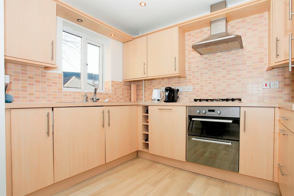 Property photo 3 of 16