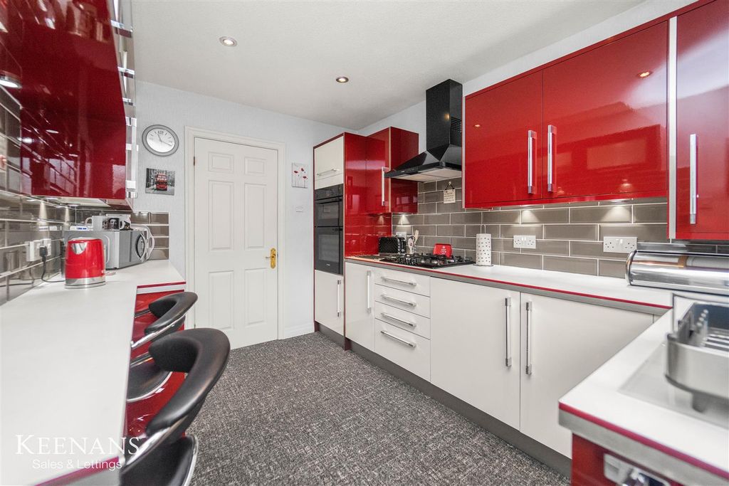 Property photo 3 of 42 3.Jpg