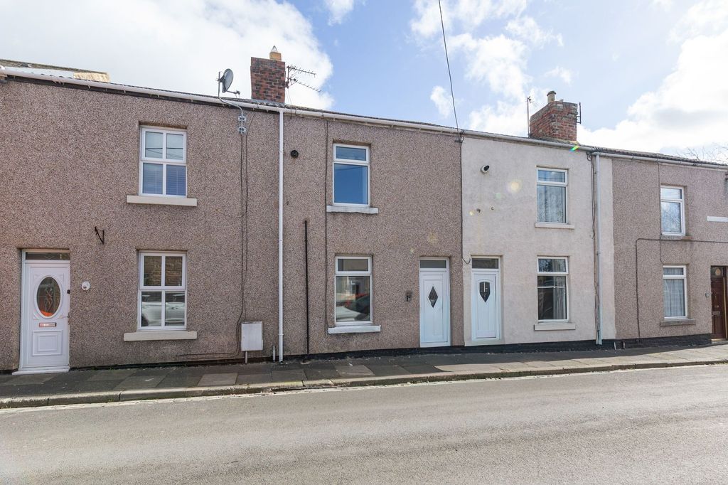 Property photo 1 of 19