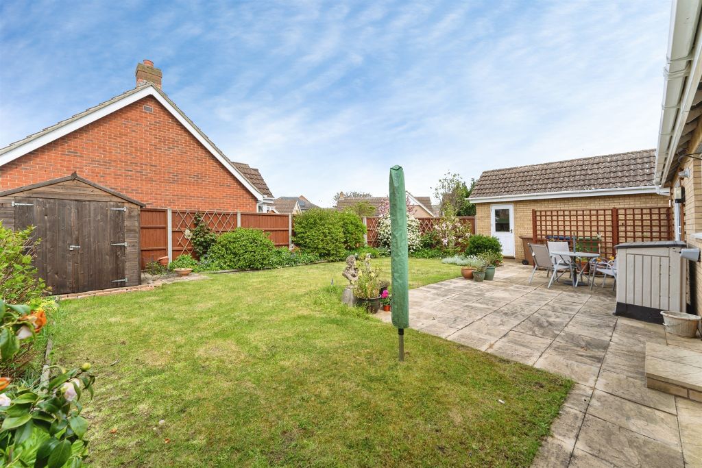 Property photo 2 of 19