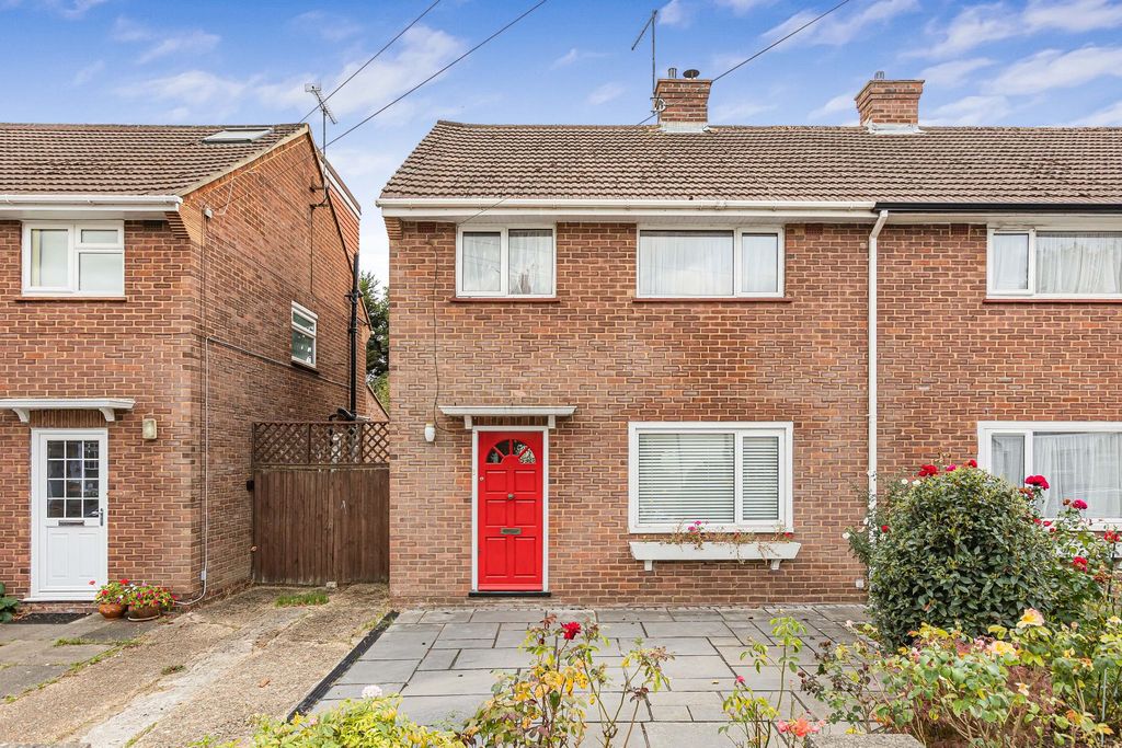 Property photo 1 of 16 Photograph 7