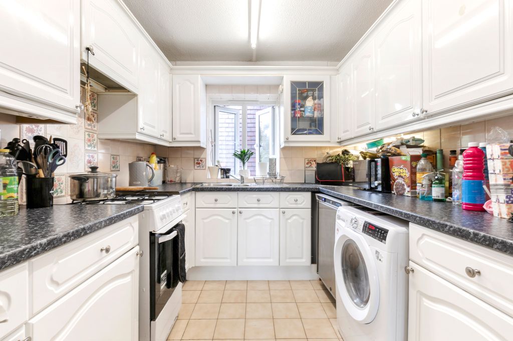 Property photo 3 of 15 Picture No. 14