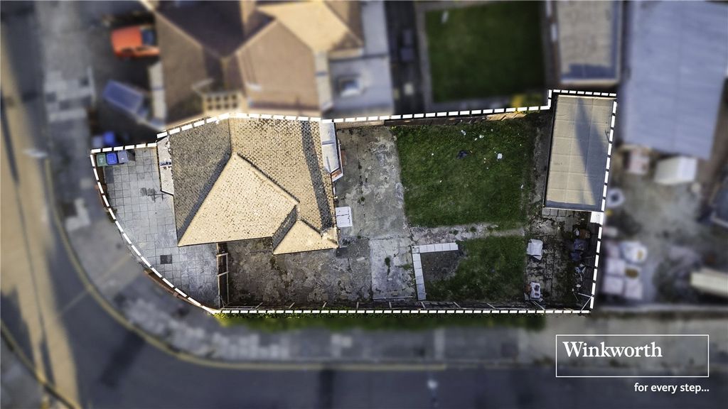 Property photo 2 of 13 Picture No. 26