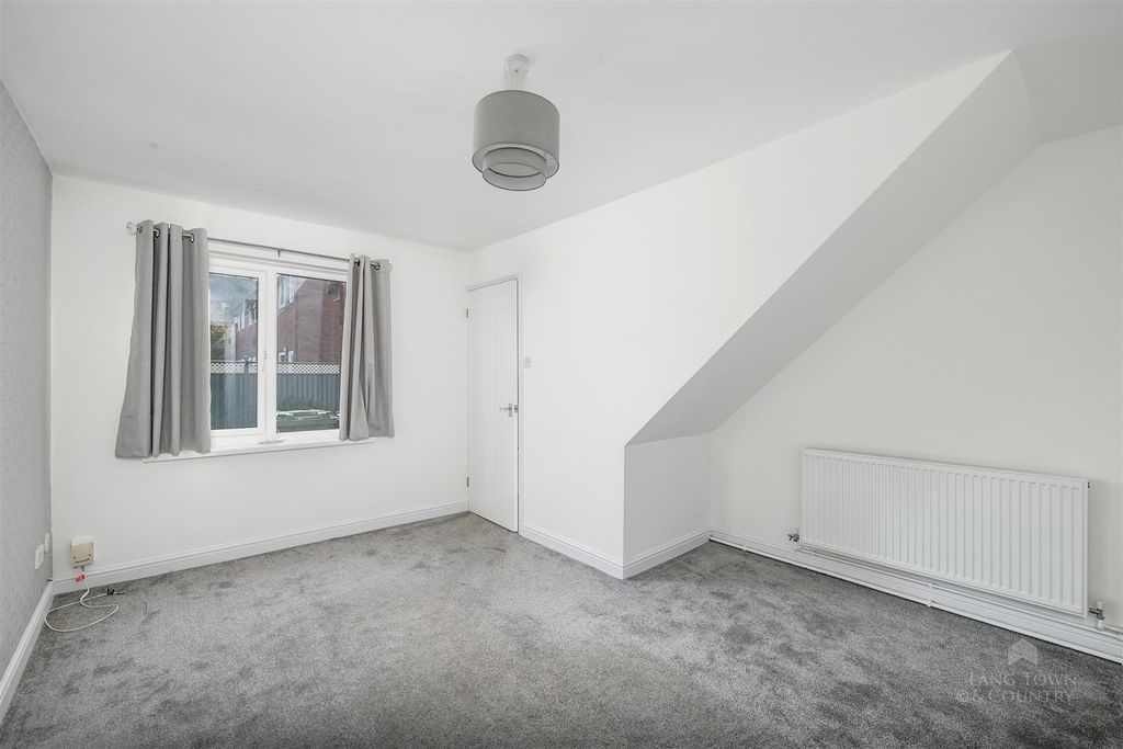 Property photo 3 of 8 0016.Jpg