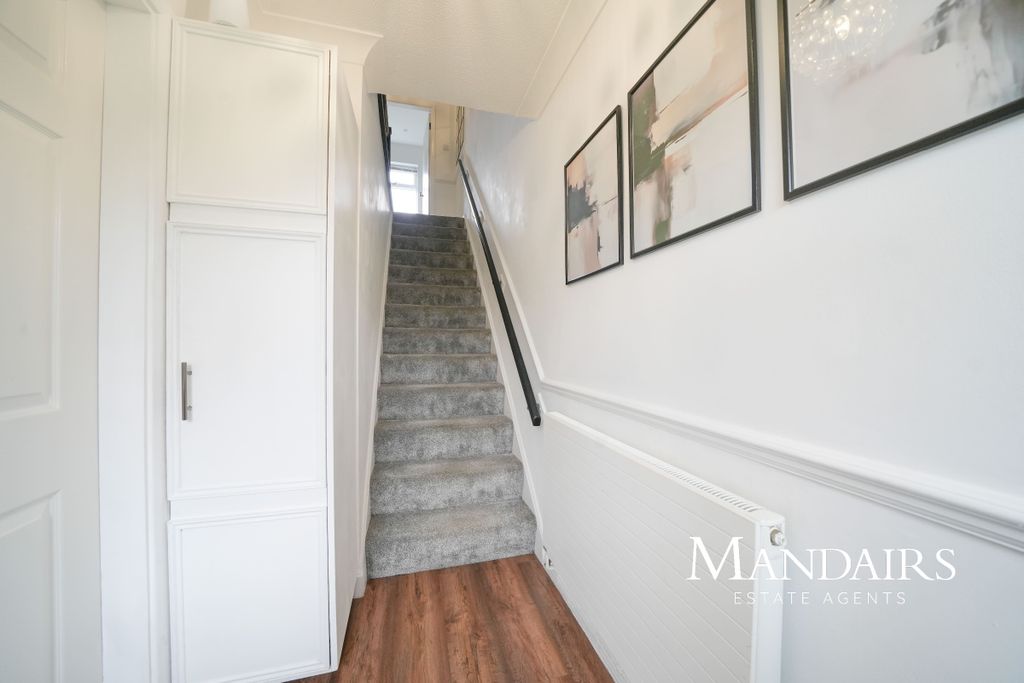 Property photo 3 of 30