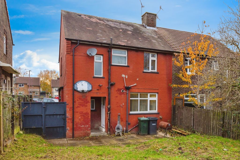 Property photo 2 of 14