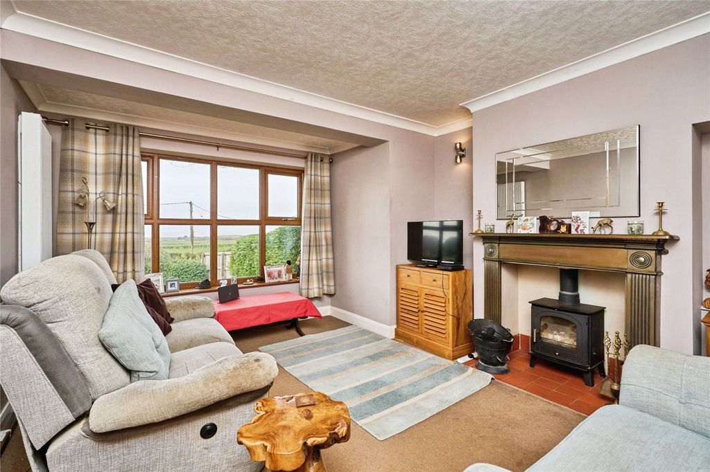 Property photo 3 of 21 Picture No. 17