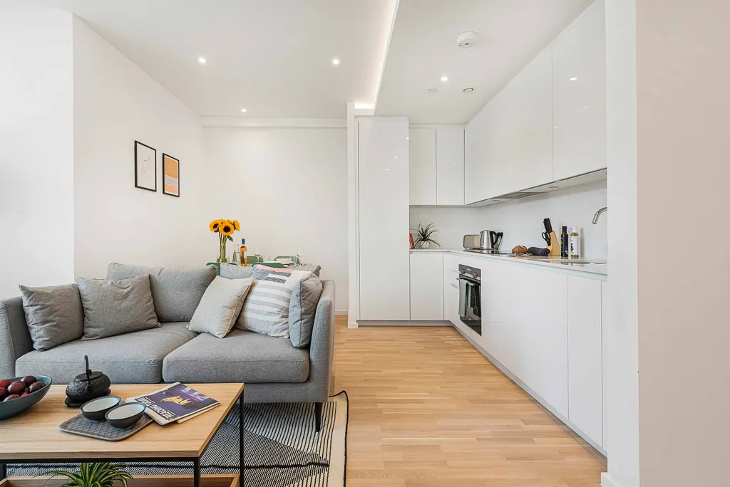 Apartment in Reading - More