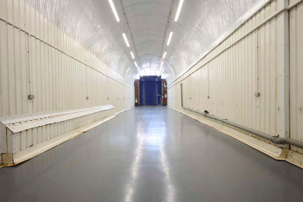 Property photo 2 of 3 An Empty Arch With White Lining