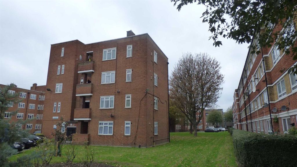 Property photo 2 of 9