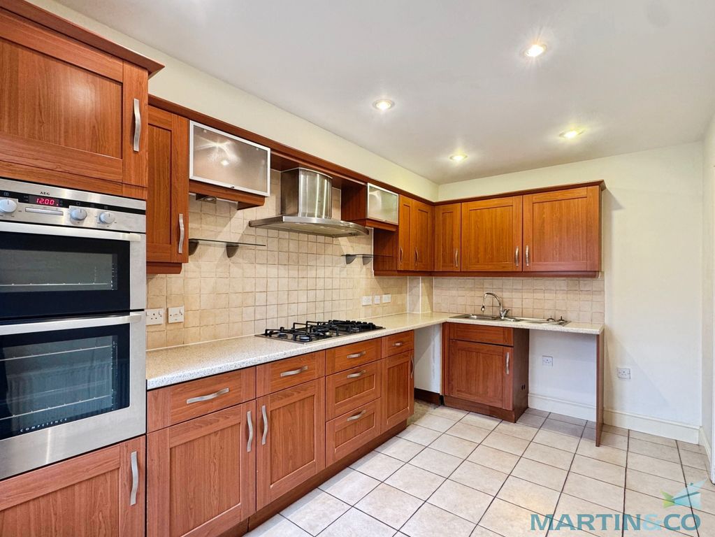 Property photo 3 of 13 9143cc55--45Fb-87D0-305B2396Aac2-60350-00001E16703