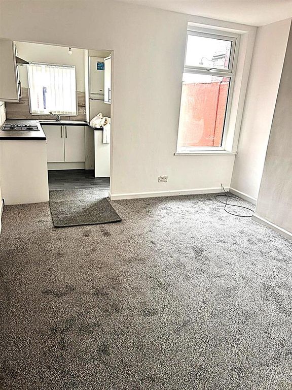 Property photo 3 of 11 3.Jpg