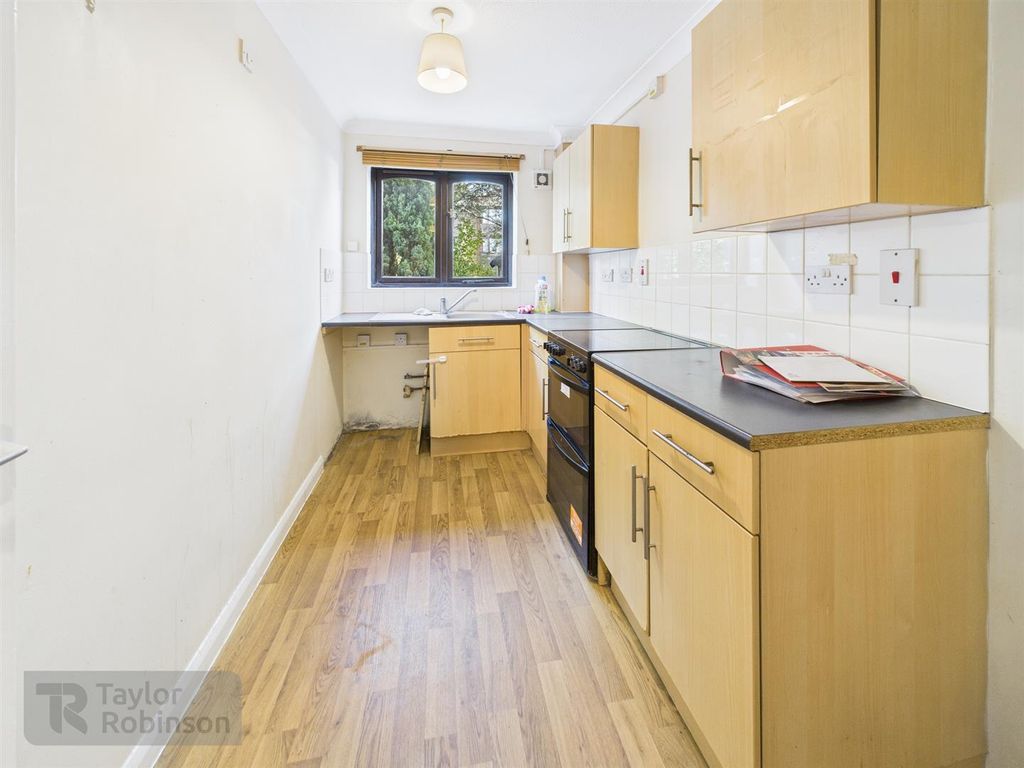 Property photo 3 of 11 Cam02600G0-Pr0550-Still005.Jpg