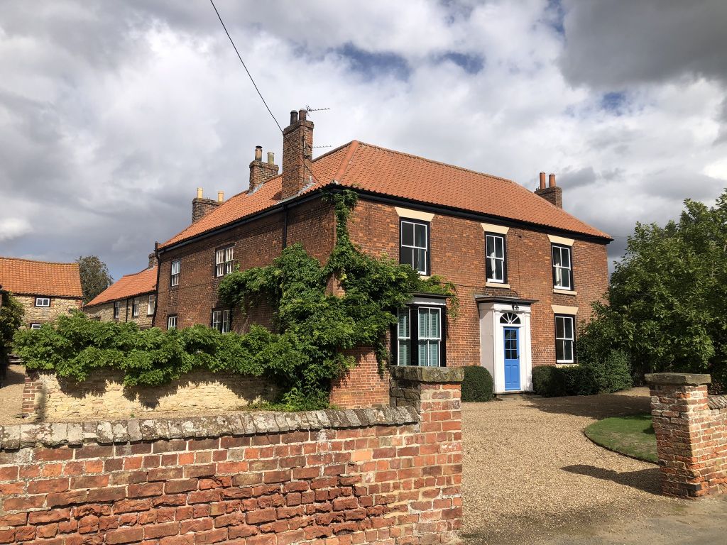 Property photo 1 of 22