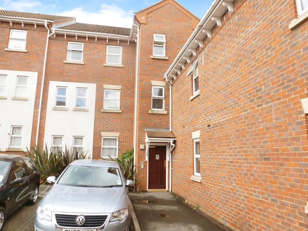 Property photo 1 of 7 Mary Front