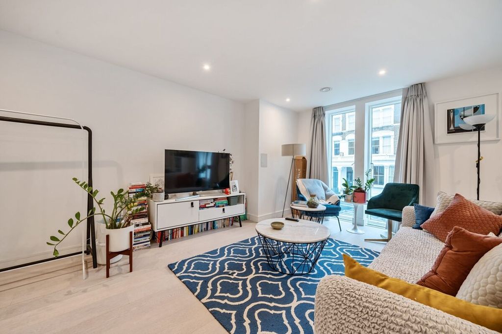 Property photo 2 of 16 Atelier Apartments
