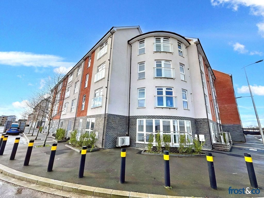 Property photo 1 of 7 Jefferson Avenue