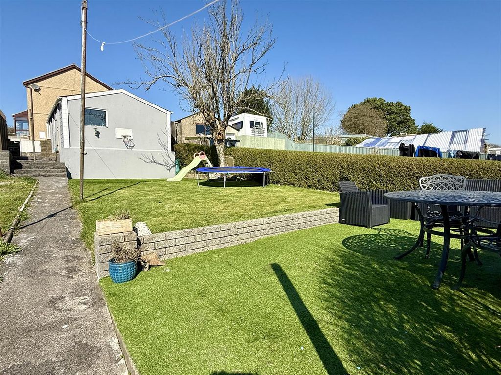 Property photo 3 of 28 Img_8915.Jpeg