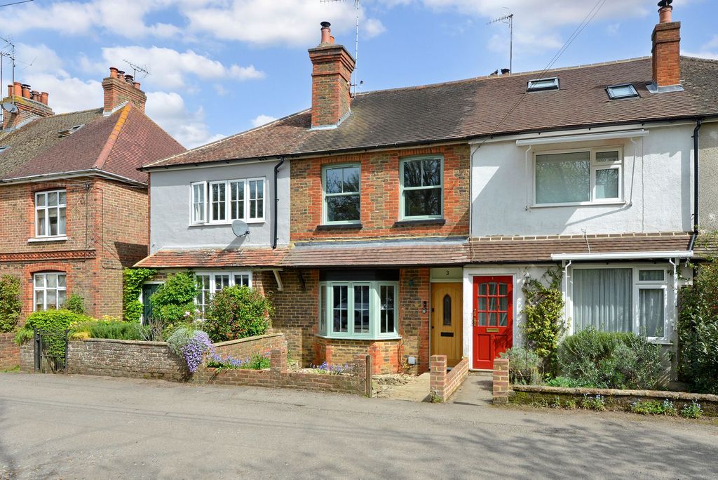 Property photo 1 of 16 Front