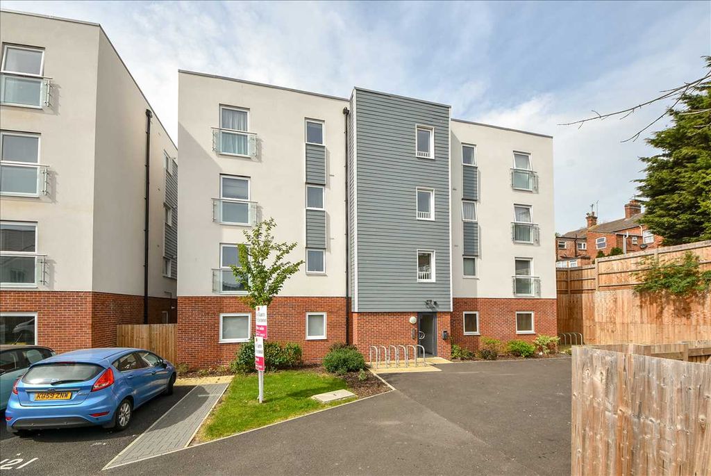 Property photo 1 of 9 Main Picture