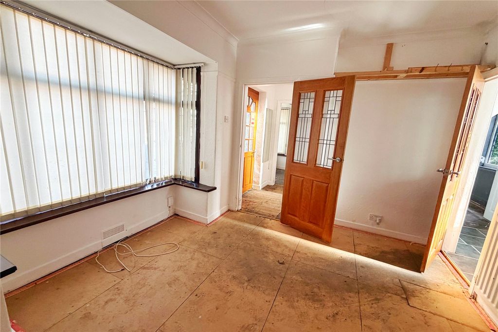Property photo 2 of 15 Living Room