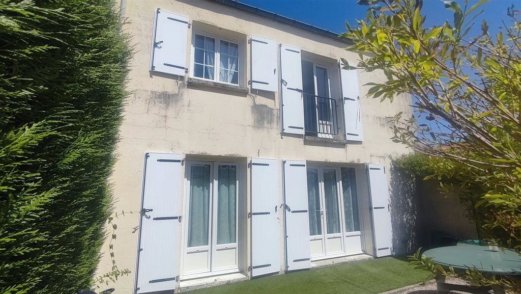 Property photo 1 of 11 House Of 93 m² With 3 Bedrooms In Loudun