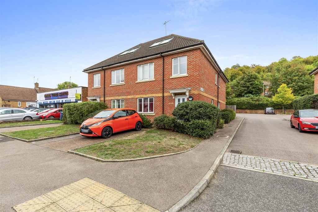 Property photo 1 of 13
