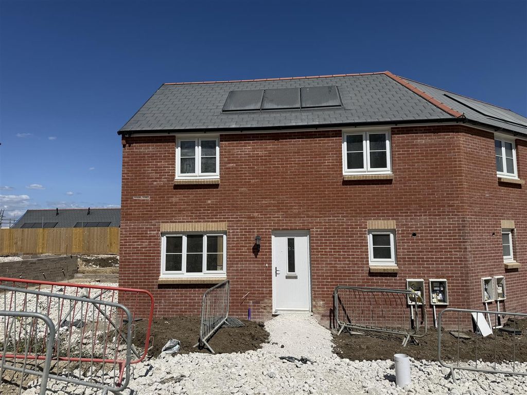 Property photo 1 of 14 Plot 344 Front.Jpeg