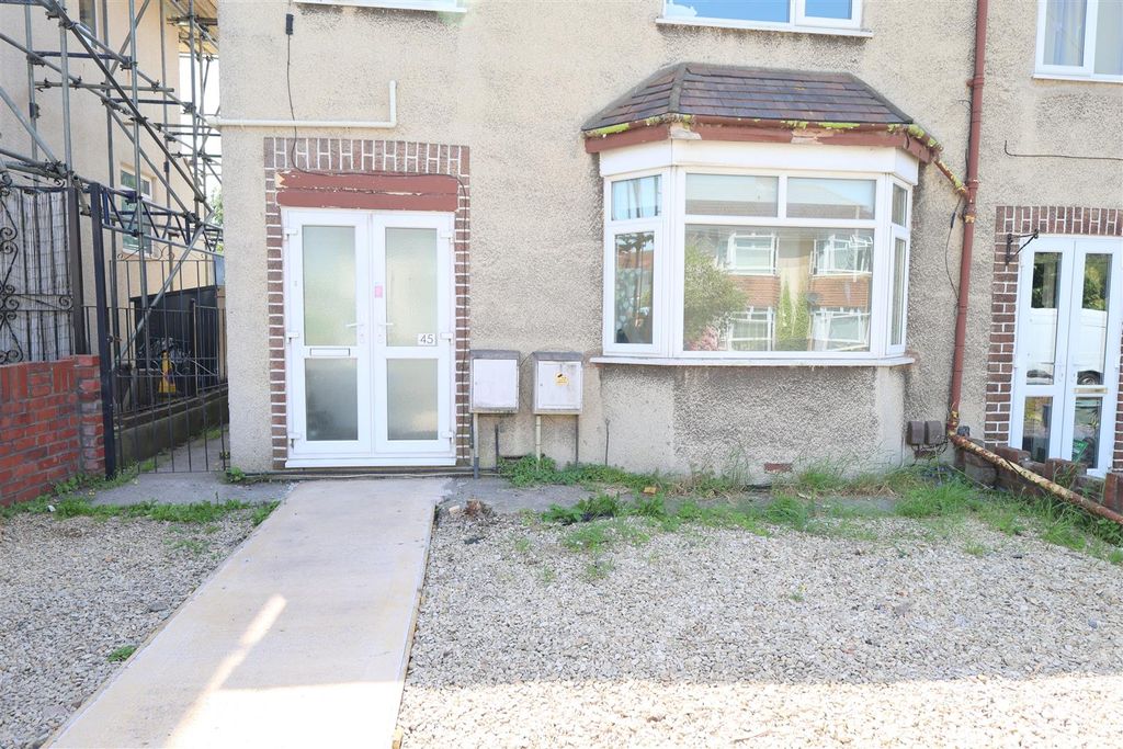 Property photo 1 of 12 Fei.Jpg