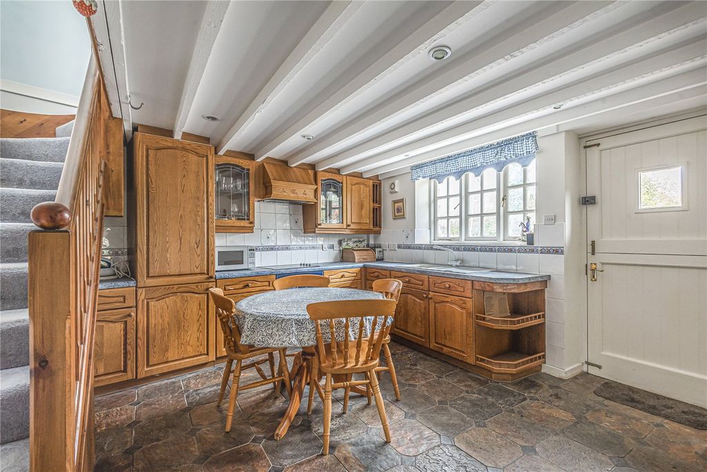 Property photo 2 of 9 Picture No. 14