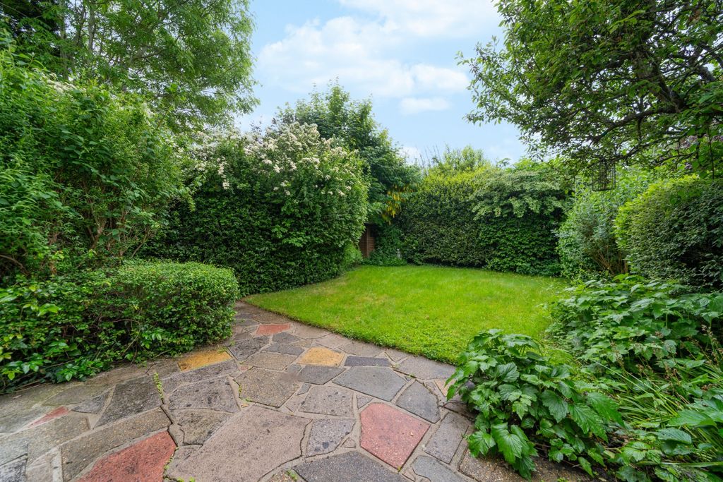 Property photo 2 of 14 3221663