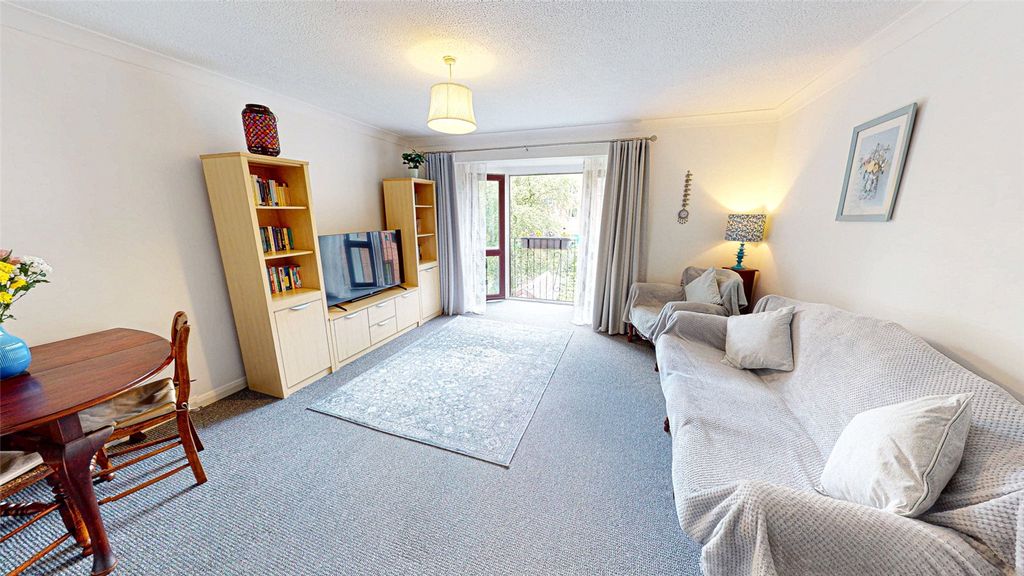 Property photo 2 of 10 Picture No. 05