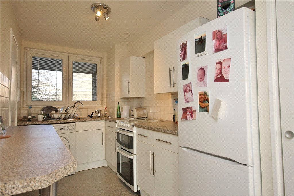 Property photo 3 of 12 Kitchen