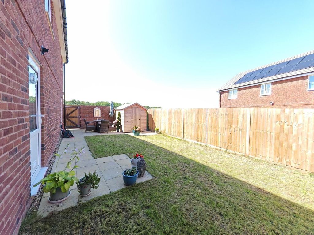 Property photo 2 of 16 Ec69557d-2417-4Dd4-A8Fa-430d9A31Bef7.Jpg
