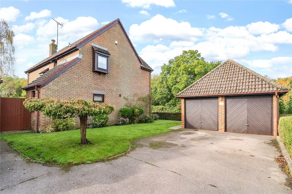 Property photo 2 of 17 Picture No. 01