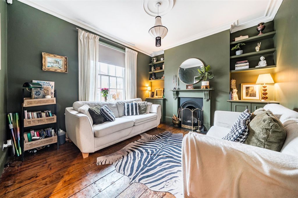 Property photo 3 of 14 Reception Room