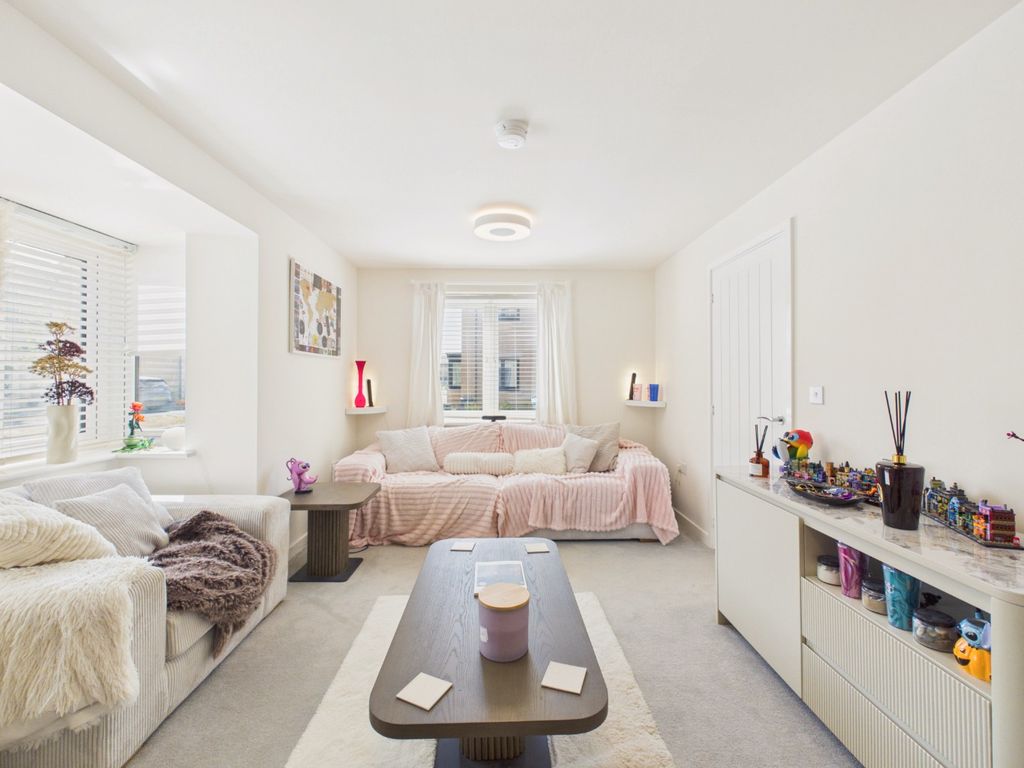Property photo 2 of 26 5354973