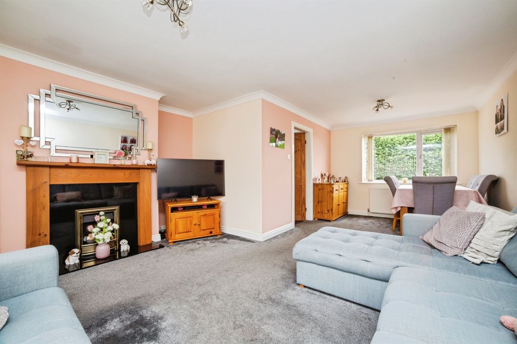 Property photo 2 of 24