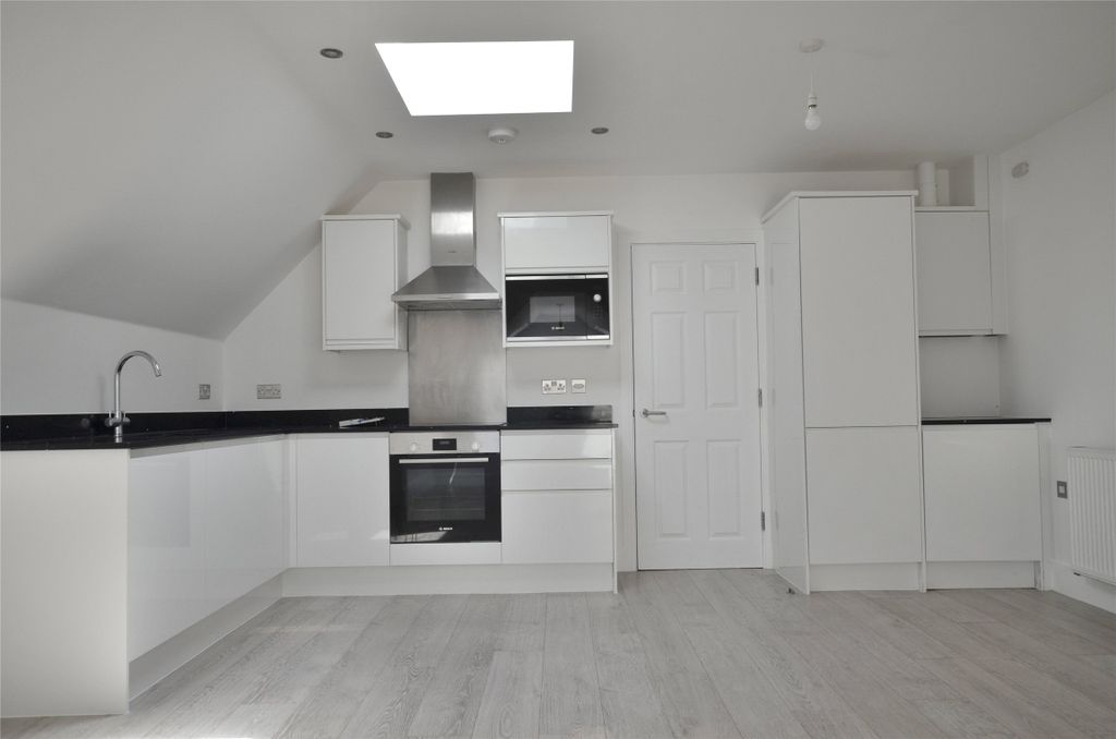 Property photo 2 of 14 Picture No. 06