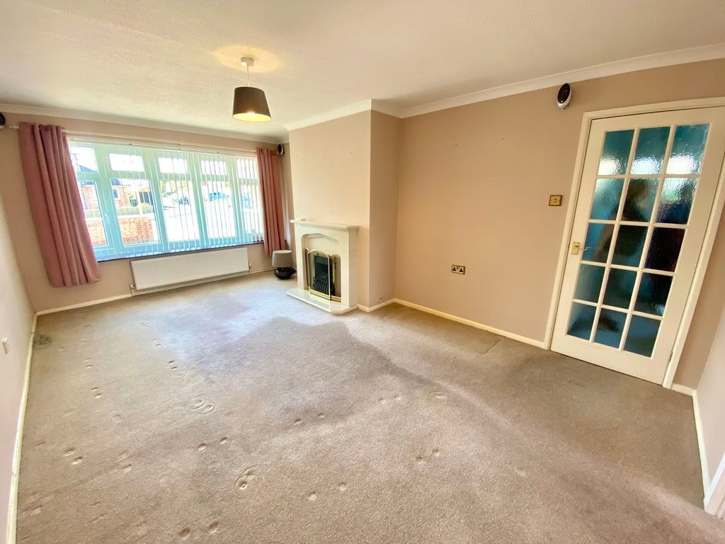 Property photo 2 of 20 Lounge